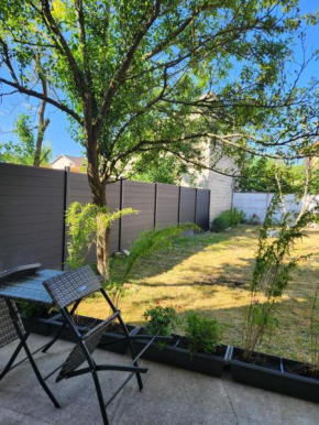 Studio, pas de collocation possible